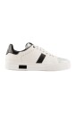 laced-shoes