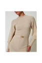 robe-pull-en-maille-cotelee