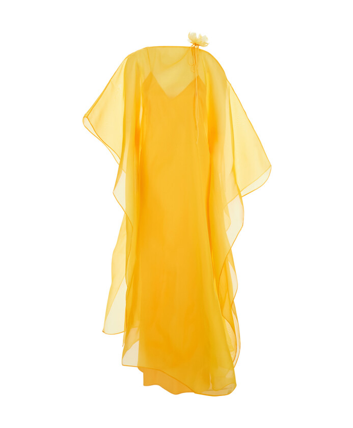 gele-zijden-caftan-met-bloemendetail