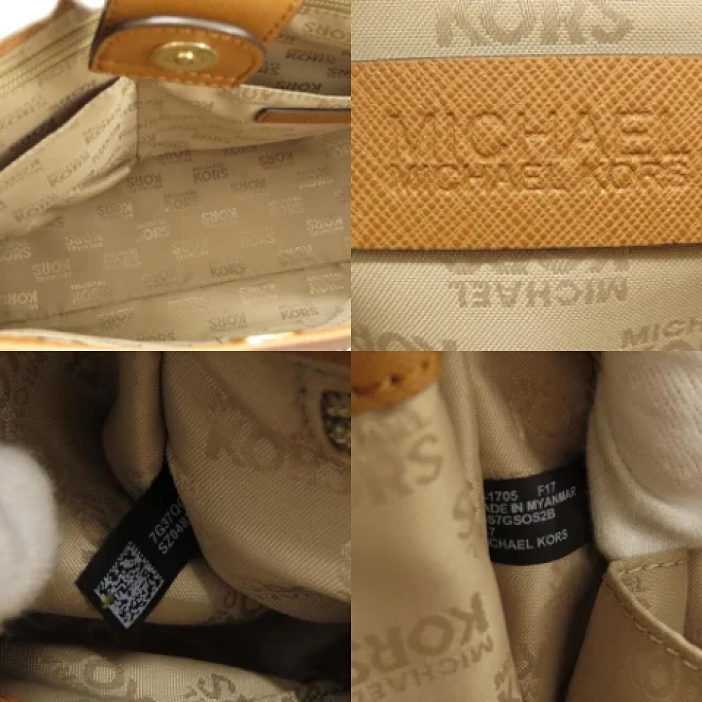 Michael Kors Pre-owned Canvas shoulder-bags Brown Dames
