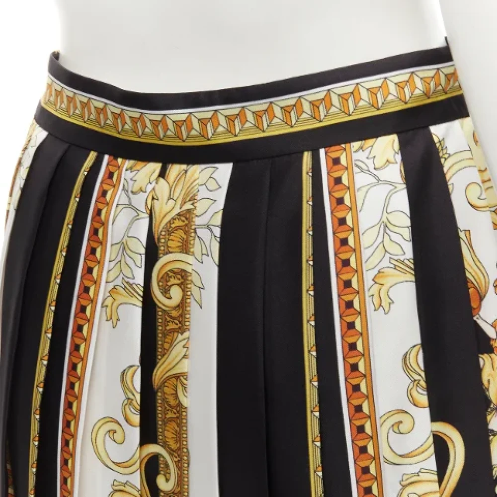 Versace Pre-owned Silk bottoms Black Dames
