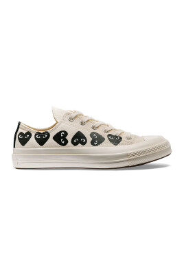white-multi-hearts-low-top-sneakers