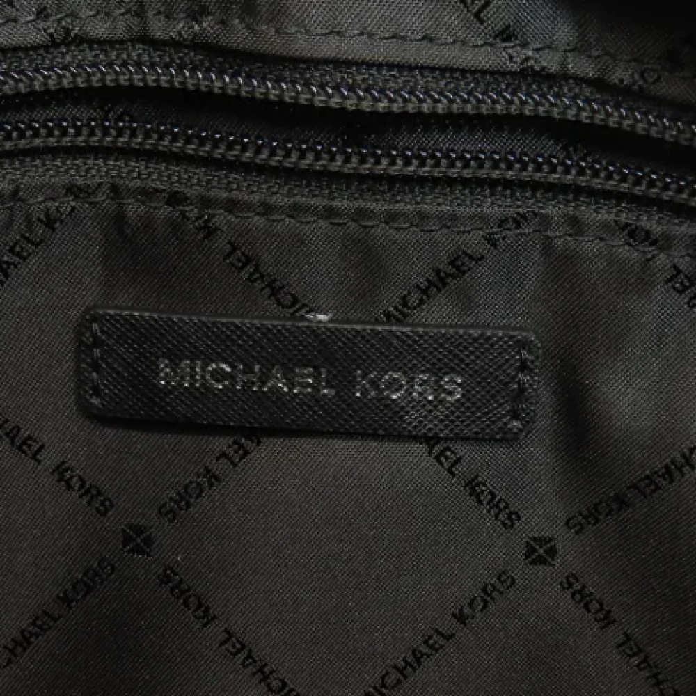 Michael Kors Pre-owned Canvas shoulder-bags Black Dames
