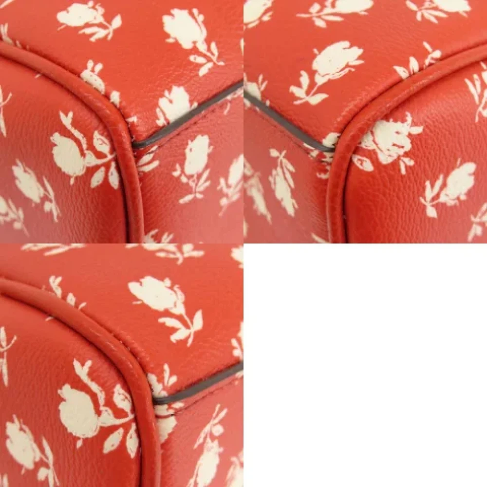 Coach Pre-owned Fabric handbags Red Dames