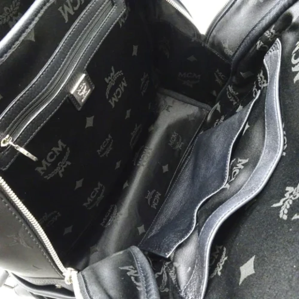 MCM Pre-owned Canvas backpacks Black Dames