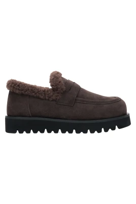 Hög loafers med foder av päls