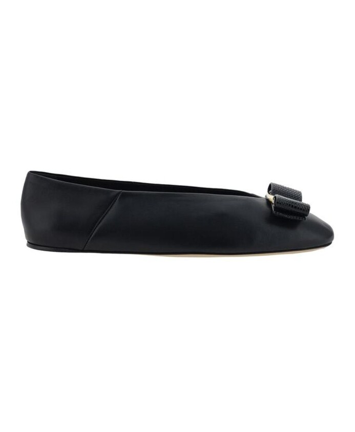 bow-ballerinas-with-metal-plaque