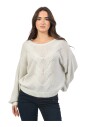 pull-blanc-avec-broderie-a-l-encolure-avant-et-arriere