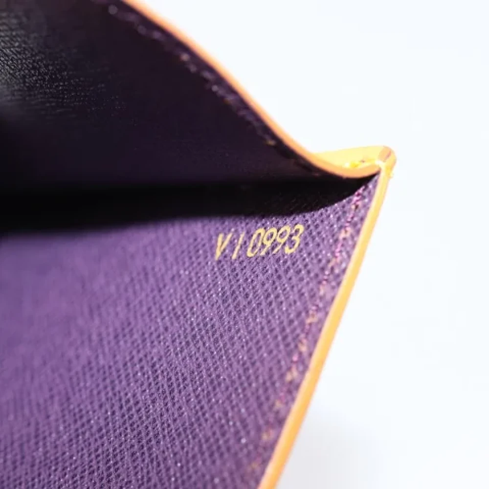 Louis Vuitton Vintage Pre-owned Leather clutches Yellow Dames