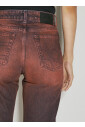 jeans-ombre-avec-broderie-signature
