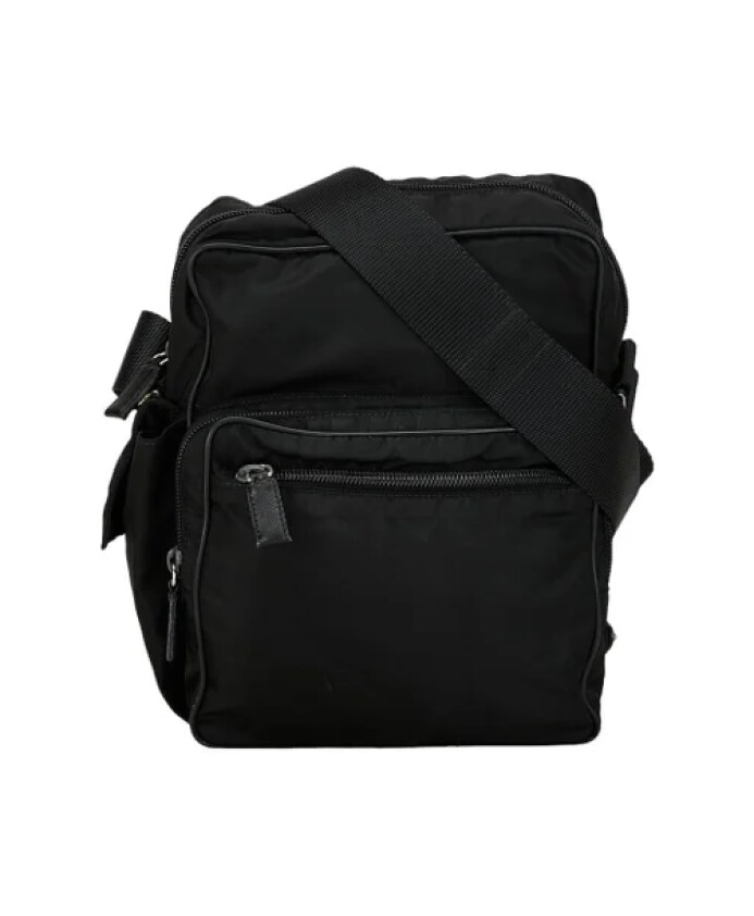 pre-owned-nylon-sacs-prada