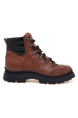 H692 Boot