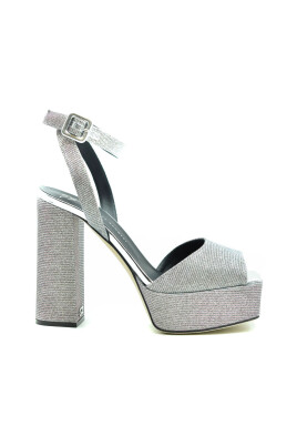 stylish-summer-sandals-for-women