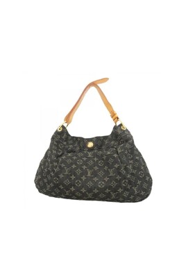 pre-owned-fabric-louis-vuitton-bags