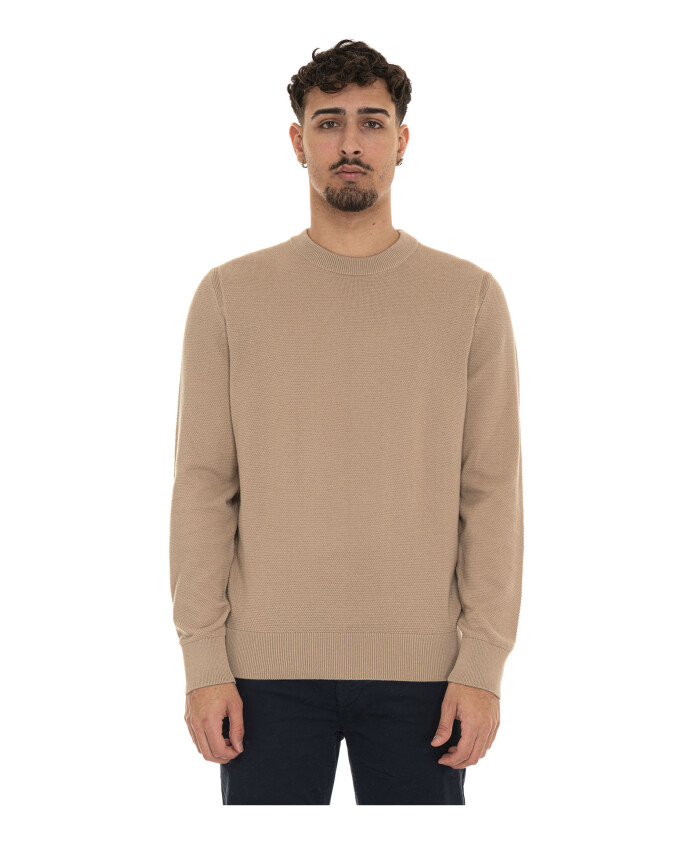 pull-en-coton-a-col-rond-texture