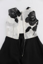 robe-elegante-en-soie-florale