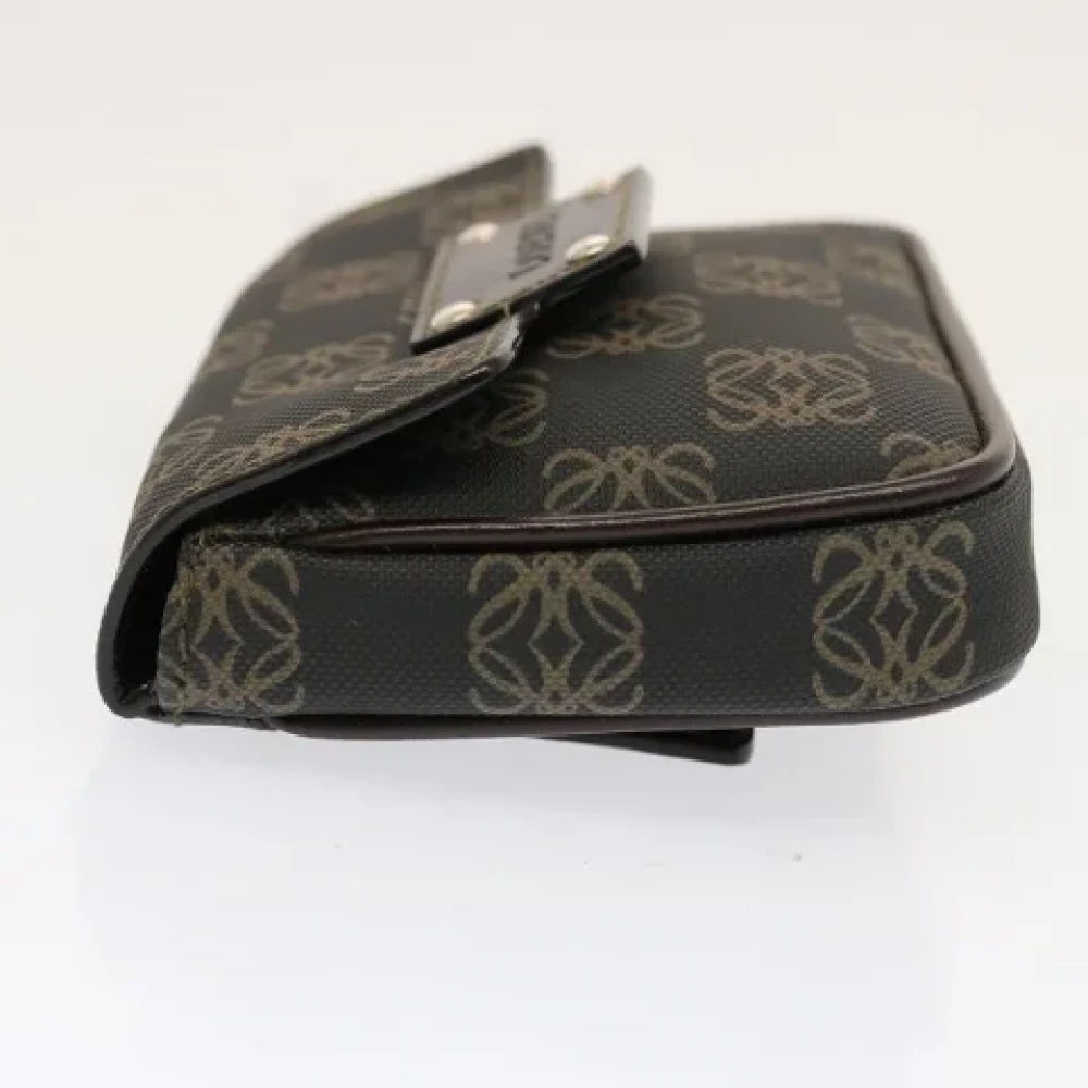 Loewe Pre-owned Fabric clutches Black Dames