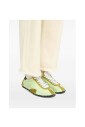 groene-lace-up-sneaker-met-color-block-design