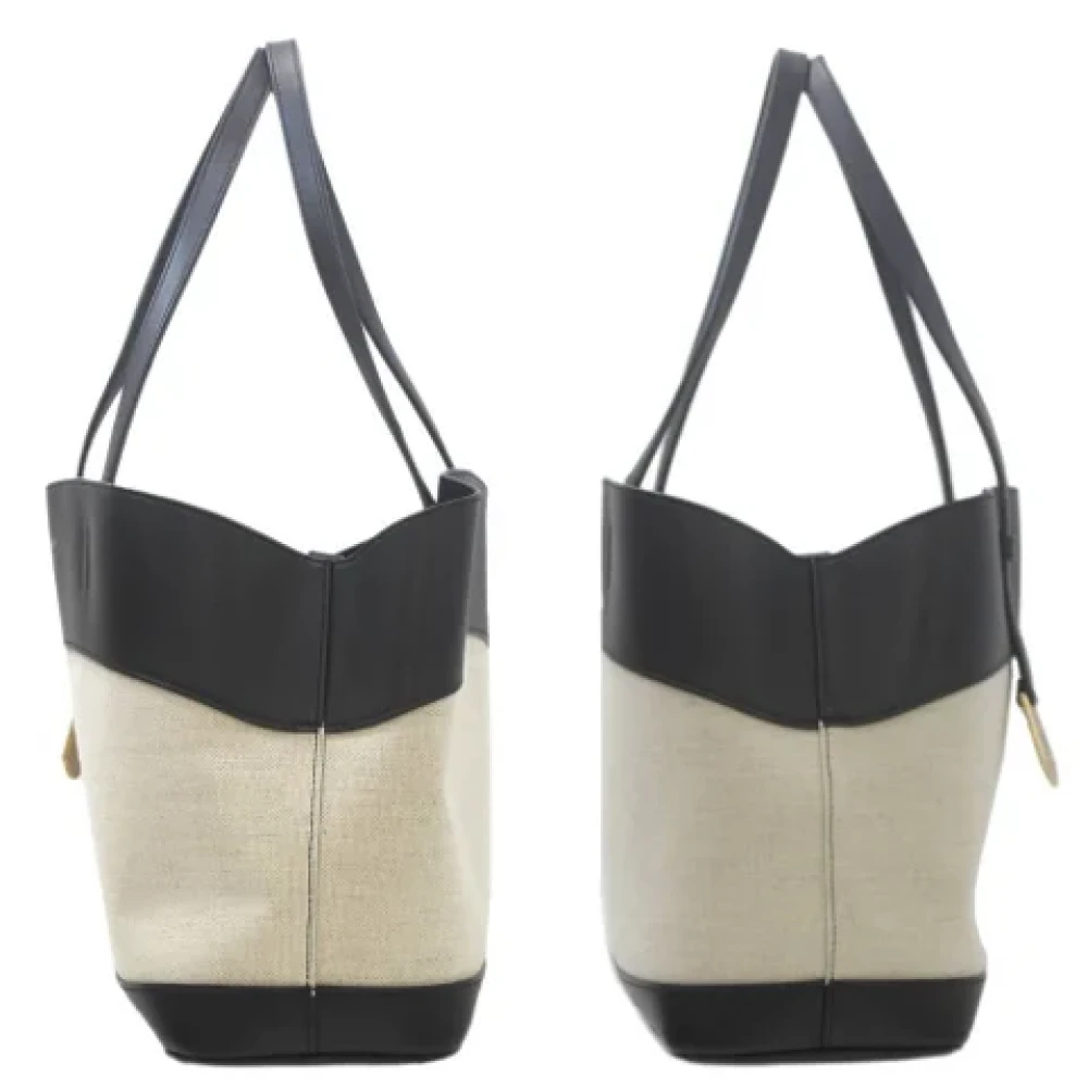 Salvatore Ferragamo Pre-owned Fabric totes Beige Dames
