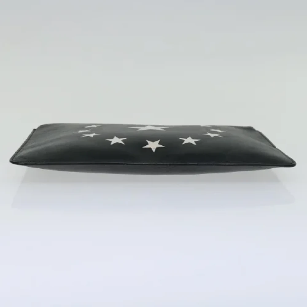 Givenchy Pre-owned Leather clutches Black Dames