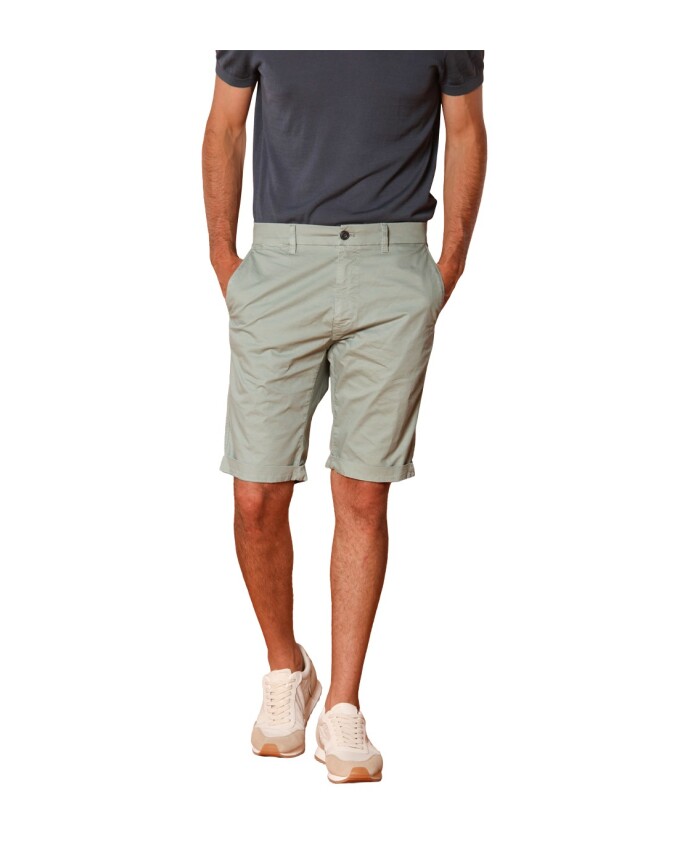 shorts-bermuda-chino-elegants-vert-clair