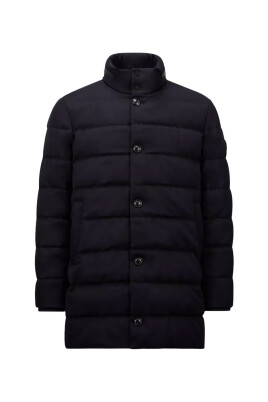 sophisticated-wool-coat-with-hidden-hood