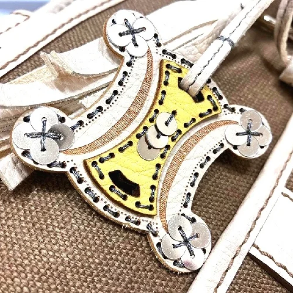 Celine Vintage Pre-owned Canvas handbags Beige Dames