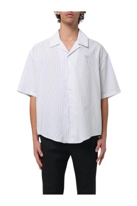 chemise-blanche-classique-a-manches-courtes