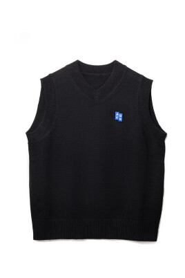 black-wool-top-with-tetris-patch