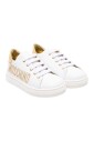chaussures-plates-blanches-avec-bout-rond
