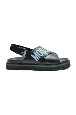 chic-flat-sandals-for-women