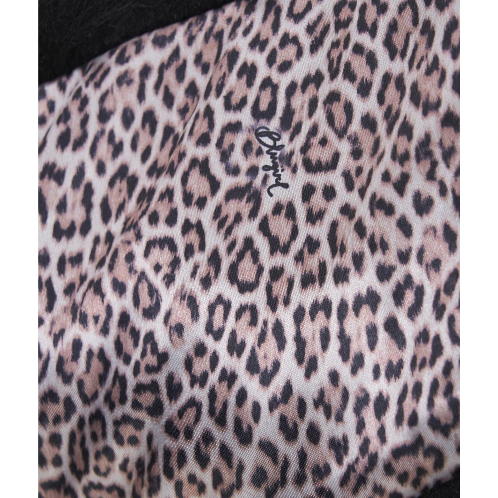 Blugirl Zwarte Nep Bont Kraag met Broche Black Dames