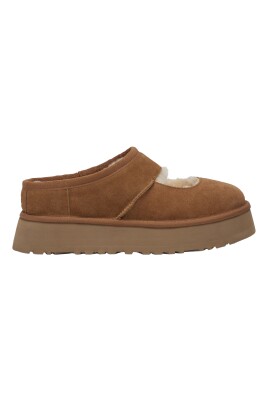 stylish-sabot-sandals