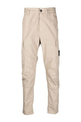 beige-cargo-byxor-stilfull-modern-look