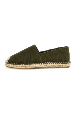 espadrilles-vertes-a-bout-rond