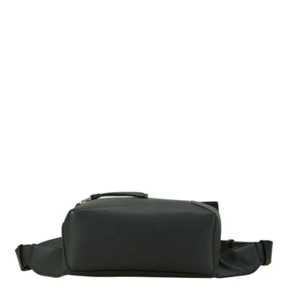 Loewe Pre-owned Leather crossbody-bags Black Dames