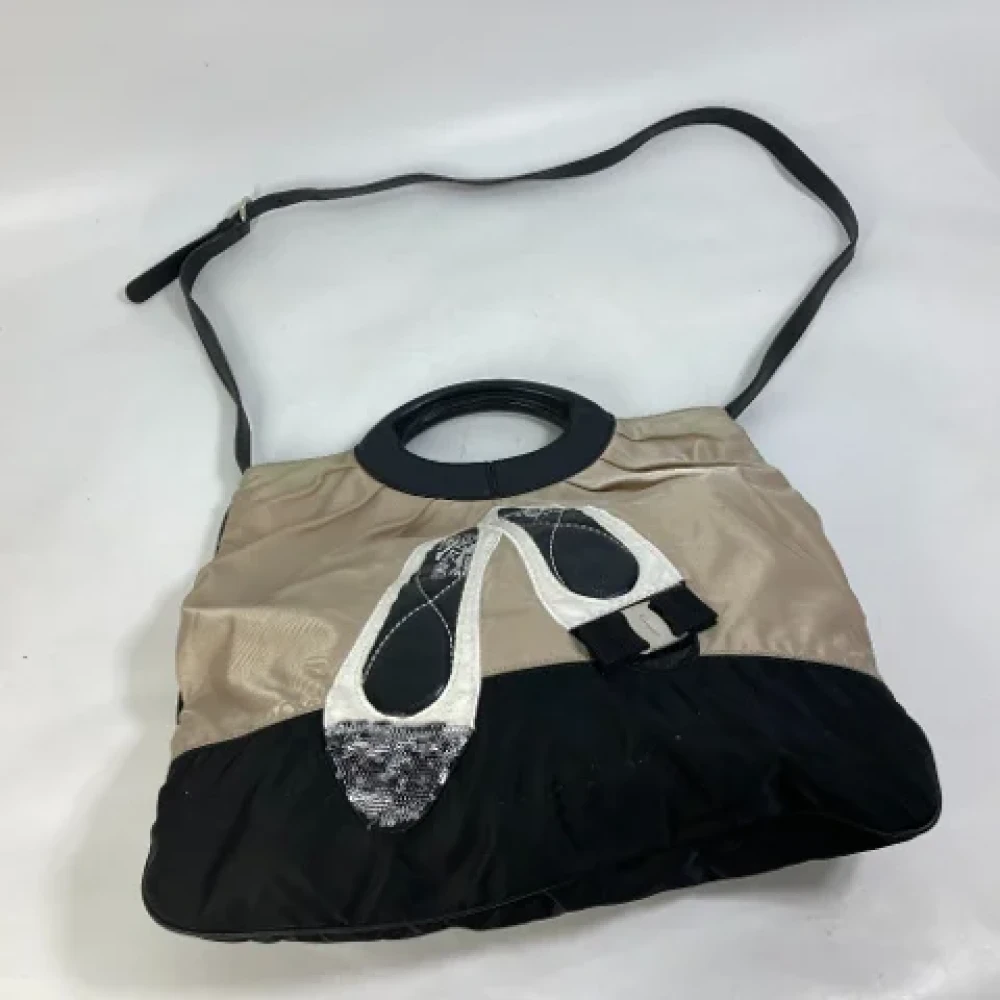 Salvatore Ferragamo Pre-owned Fabric handbags Beige Dames