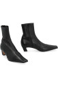 bottines-en-cuir-avec-bout-carre