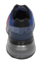 chaussures-en-cuir-tissu-interaction-avec-memory-foam