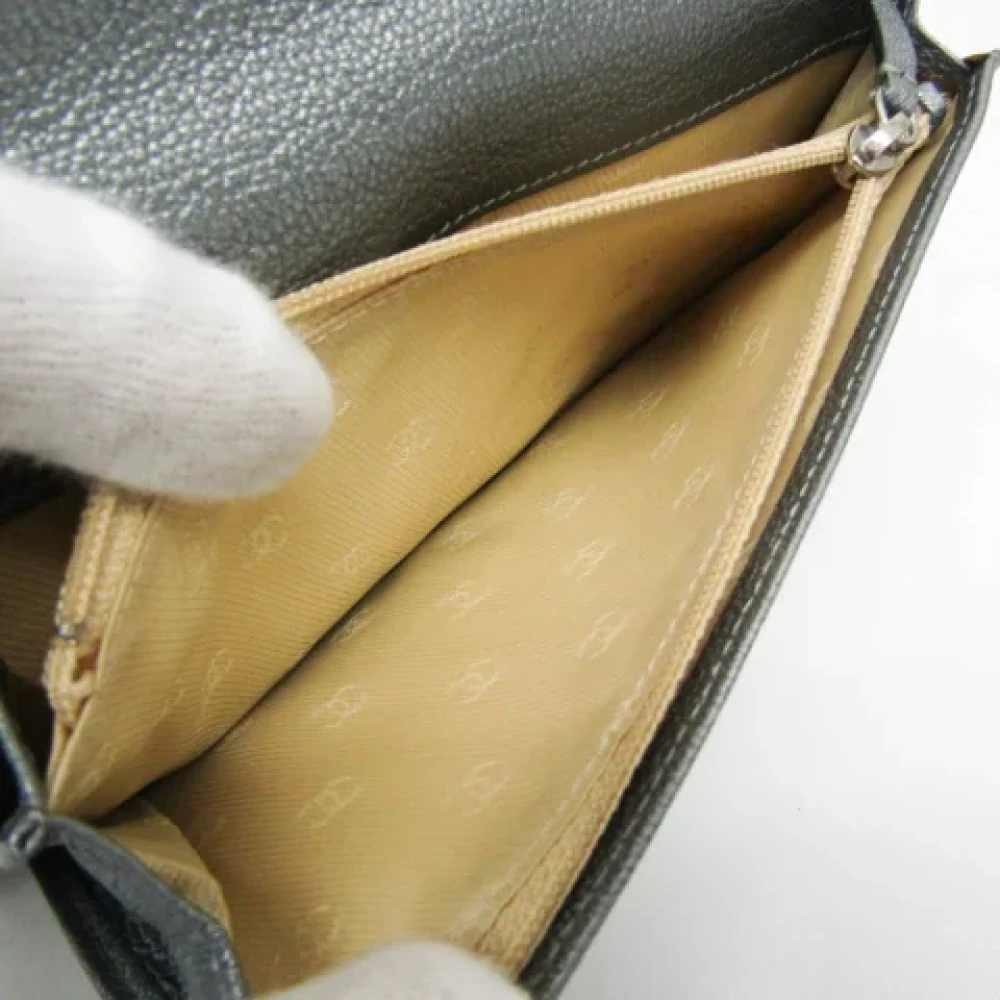Chanel Vintage Pre-owned Leather wallets Gray Dames