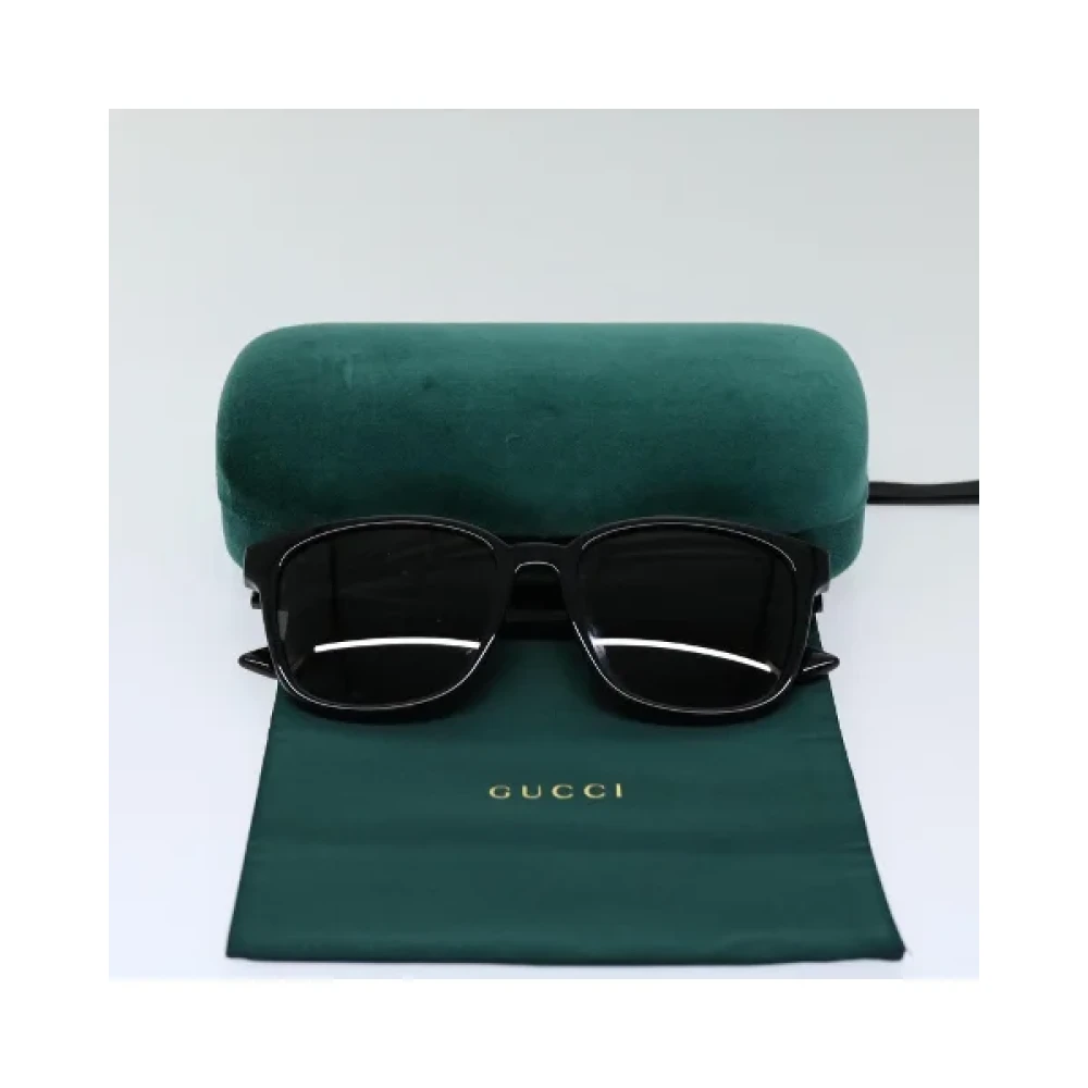 Gucci Vintage Pre-owned Plastic sunglasses Black Dames