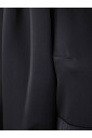 robe-a-crampon-des-manches-de-volume