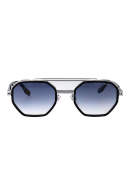 lunettes-de-soleil-elegantes-pour-une-journee-ensoleillee