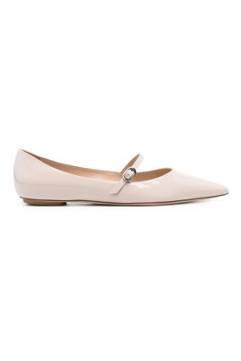 white-ballerina-shoes-elegant-style