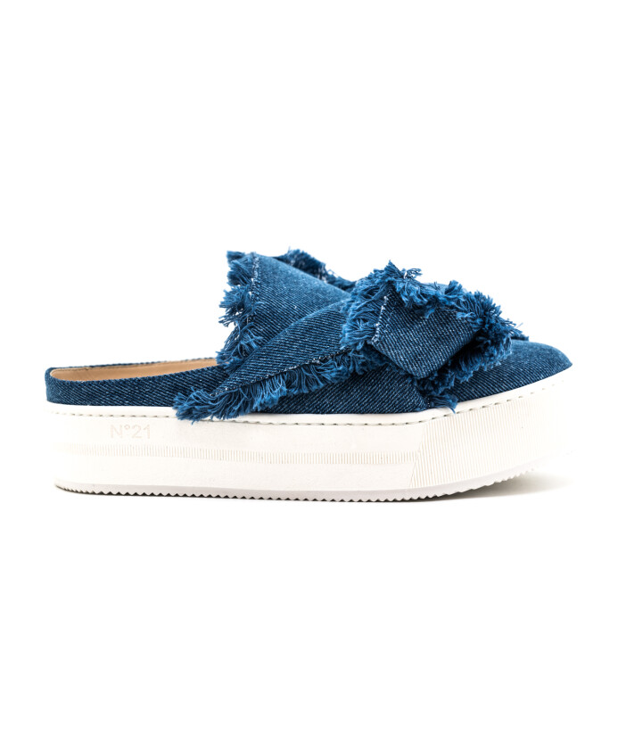blue-denim-jeans-for-men