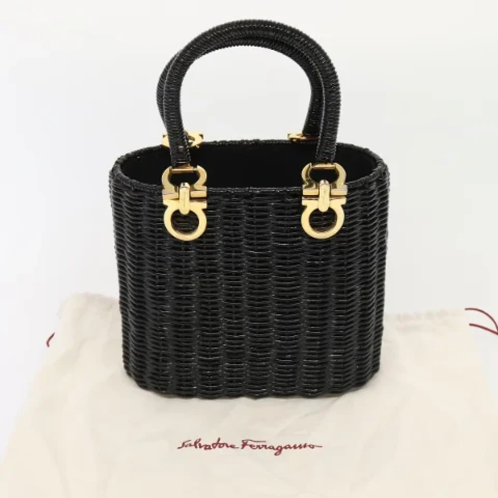 Salvatore Ferragamo Pre-owned Leather handbags Black Dames