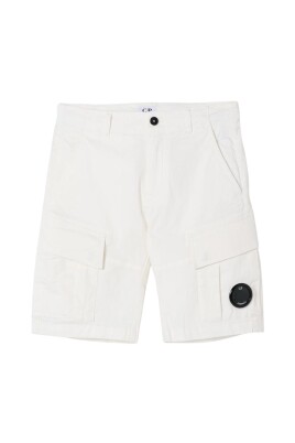 beige-cargo-shorts-with-pocket-detail