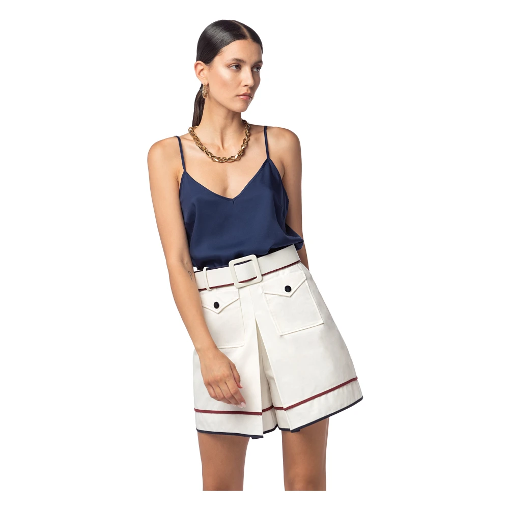 MVP wardrobe Hoge Taille Geplooide Shorts met Zakken White Dames