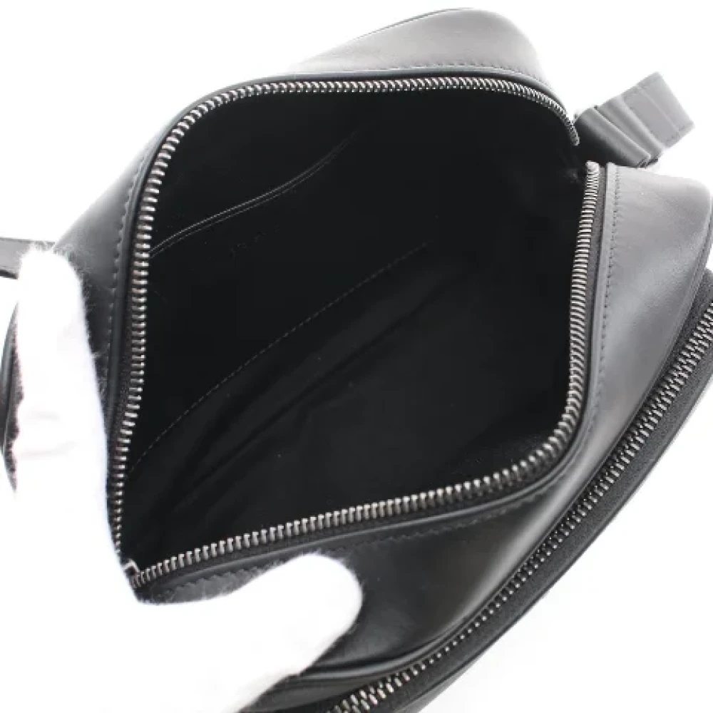Burberry Vintage Pre-owned Canvas shoulder-bags Gray Dames