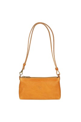 chic-leather-shoulder-bag